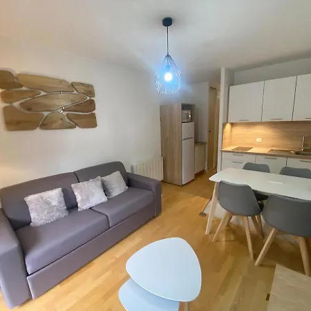 Appartamento For 4 People Le Val Benoit La Foux D'allos